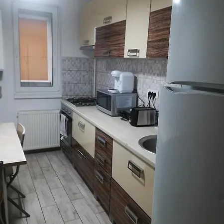 Apartament Titan *